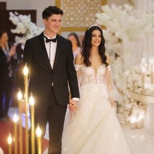 Meet your Posher, Damla